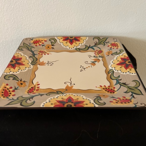 10.5” Tabletop Gallery “Odessa” square plate - Picture 3 of 5